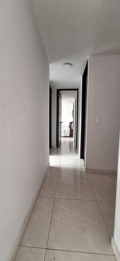 Apartamento de 3 alcobas en venta en Niquia, Bello, 70 m² · foto 7 de 22