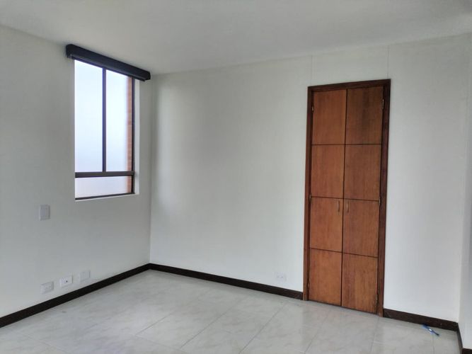 Apartamento de 3 alcobas en arriendo en El Poblado, Medellín, 100 m² · foto 7 de 18