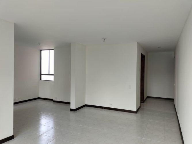 Apartamento de 3 alcobas en arriendo en El Poblado, Medellín, 100 m² · foto 8 de 18