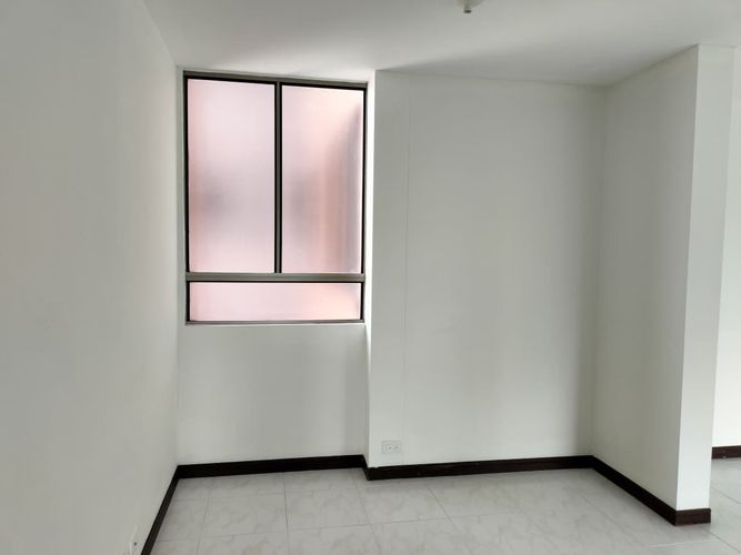 Apartamento de 3 alcobas en arriendo en El Poblado, Medellín, 100 m² · foto 6 de 18