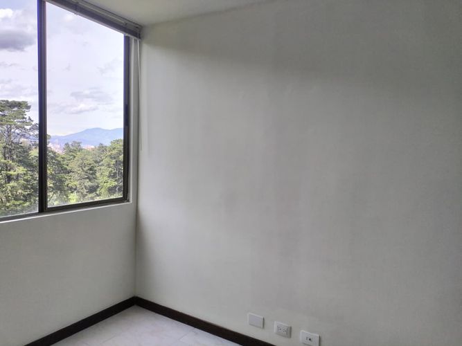 Apartamento de 3 alcobas en arriendo en El Poblado, Medellín, 100 m² · foto 15 de 18