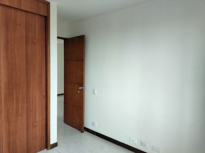 Apartamento de 3 alcobas en arriendo en El Poblado, Medellín, 100 m² · foto 14 de 18