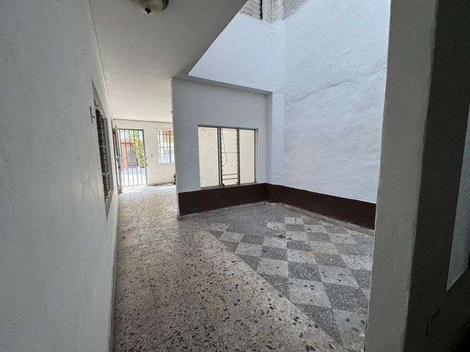 Casa de 4 alcobas en venta en Asturias, Itagüí, 101 m² · foto 8 de 15