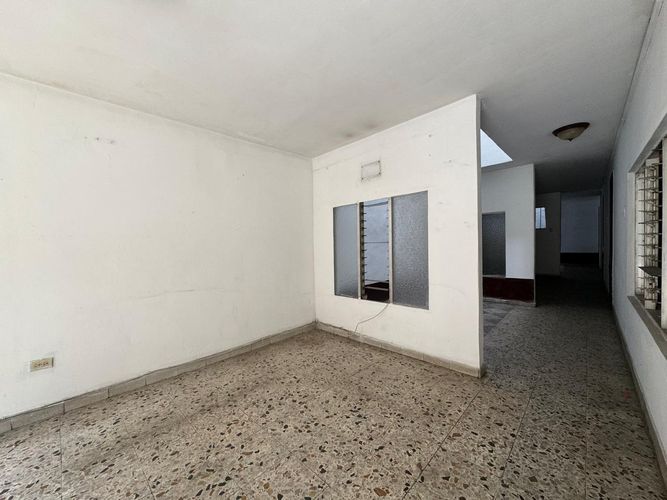 Casa de 4 alcobas en venta en Asturias, Itagüí, 101 m² · foto 12 de 15
