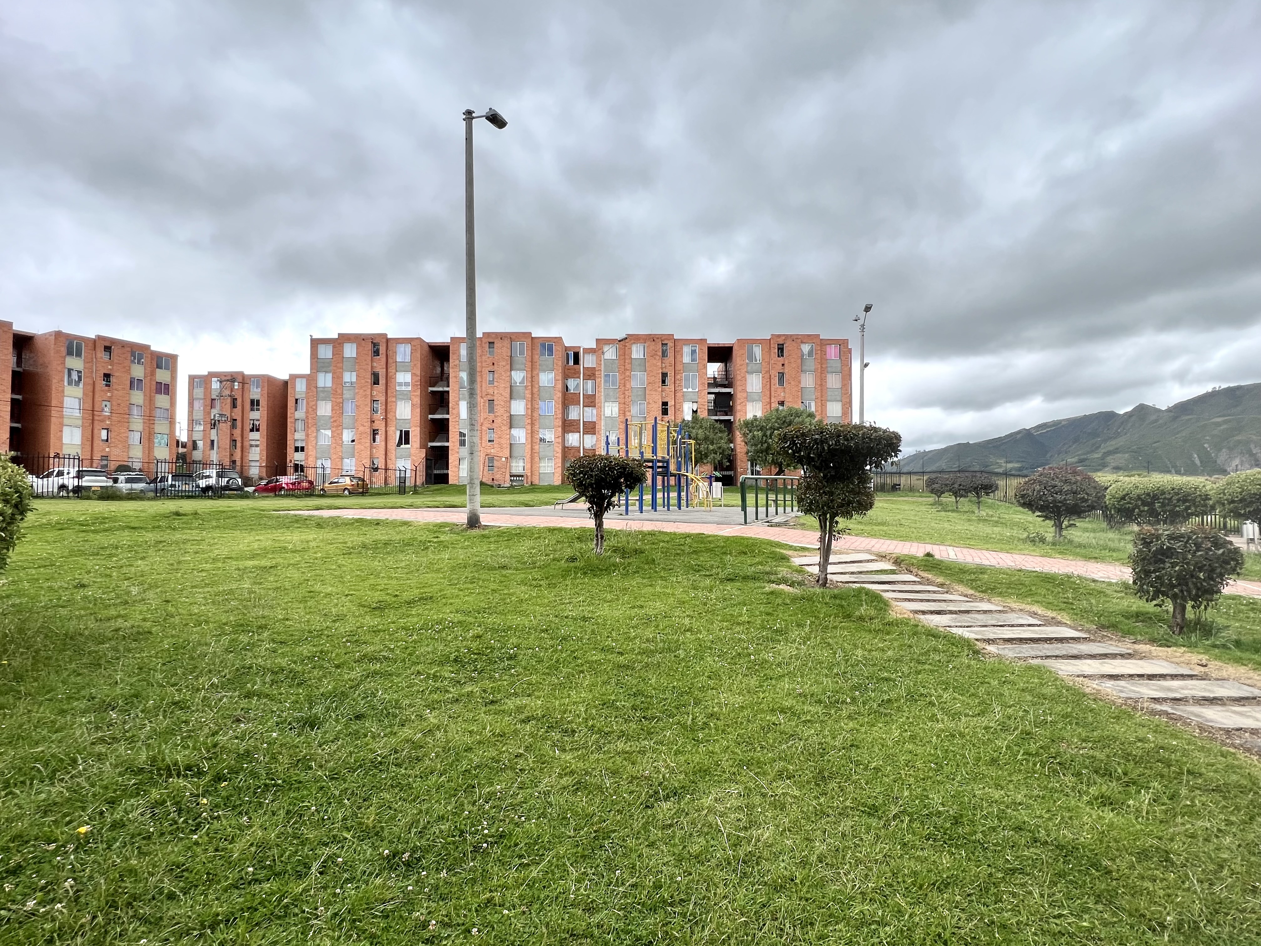 Apartamento en venta en Villa De Cafam, Bogotá · foto 8 de 17