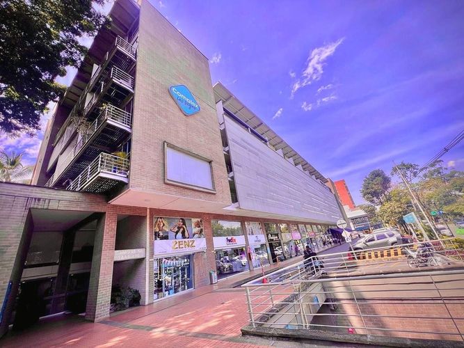 Oficina en venta en Las Vegas, Envigado, 319 m² · foto 3 de 24