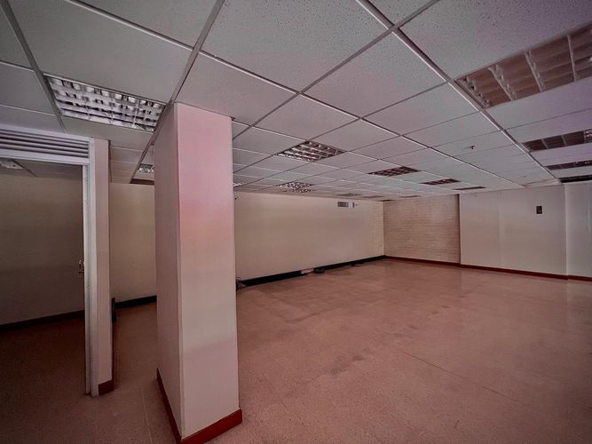 Oficina en venta en Las Vegas, Envigado, 319 m² · foto 5 de 24
