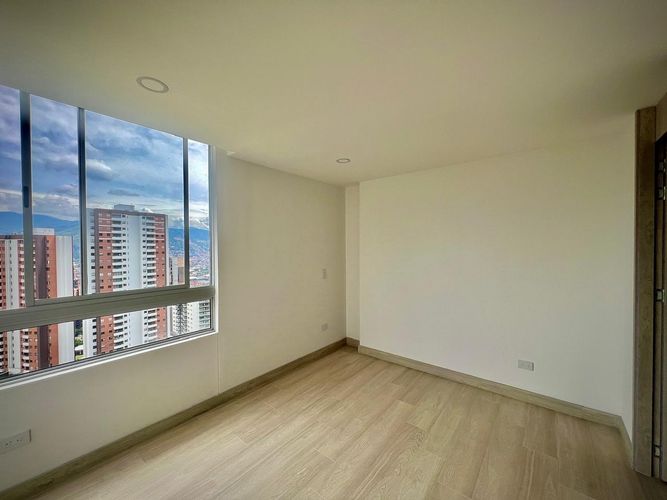Apartamento de 2 alcobas en venta en La Doctora, Sabaneta, 72 m² · foto 9 de 17