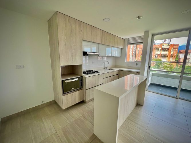 Apartamento de 2 alcobas en venta en La Doctora, Sabaneta, 79 m² · foto 8 de 19