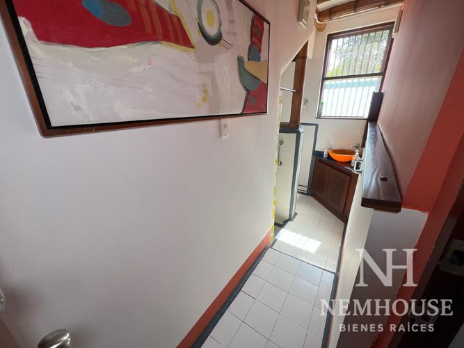Casa de 4 alcobas en venta en Ricaurte, 1057 m² · foto 9 de 21