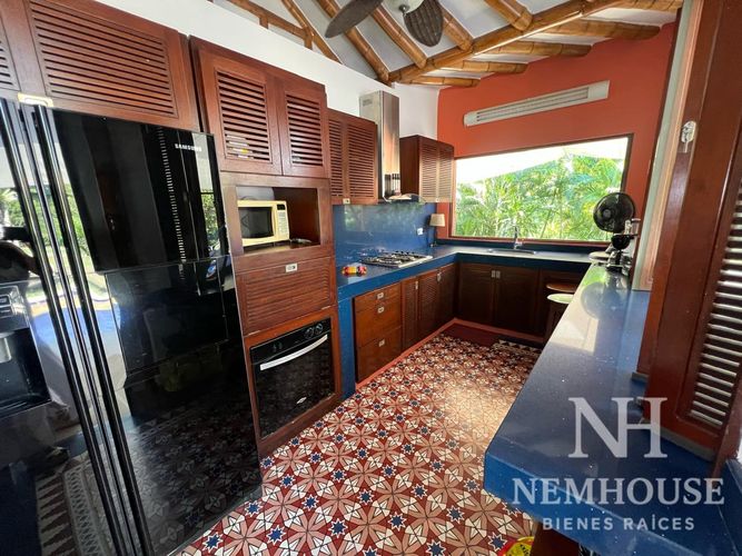 Casa de 4 alcobas en venta en Ricaurte, 1057 m² · foto 16 de 21