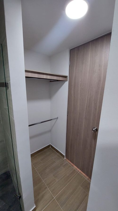 Apartamento de 2 alcobas en venta en El Porvenir, Rionegro, 52 m² · foto 23 de 24