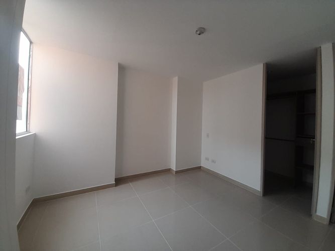 Apartamento de 3 alcobas en arriendo en Monteazul, Sabaneta, 85 m² · foto 2 de 20
