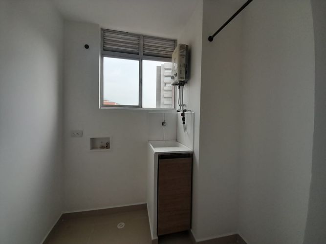 Apartamento de 3 alcobas en arriendo en Monteazul, Sabaneta, 85 m² · foto 18 de 20