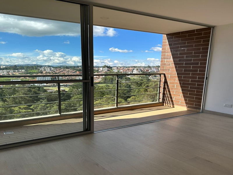 Apartamento en venta en Las Mercedes, Marinilla · foto 2 de 17