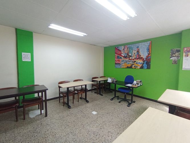 Local en arriendo en El Chagualo, Medellín, 160 m² · foto 6 de 20