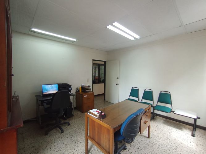 Local en arriendo en El Chagualo, Medellín, 160 m² · foto 7 de 20