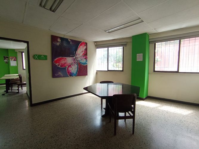 Local en arriendo en El Chagualo, Medellín, 160 m² · foto 11 de 20