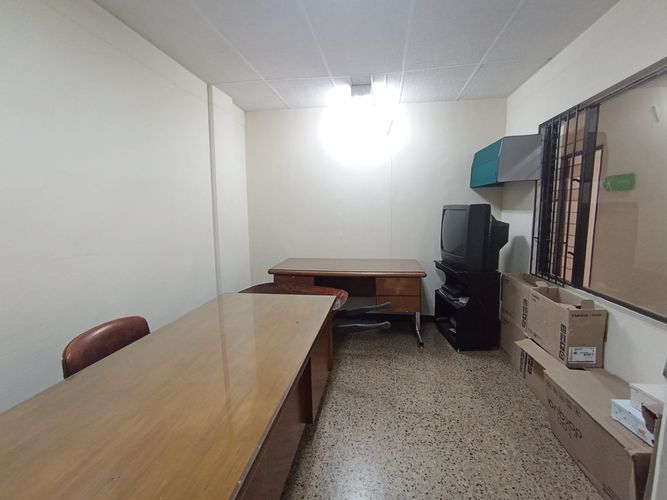 Local en arriendo en El Chagualo, Medellín, 160 m² · foto 13 de 20