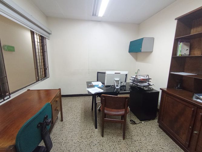 Local en arriendo en El Chagualo, Medellín, 160 m² · foto 18 de 20