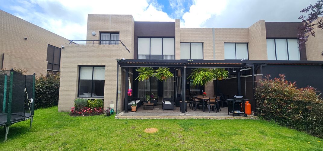 Casa de 4 alcobas en venta en Hacienda Samaria, Chía, 217 m² · foto 16 de 18