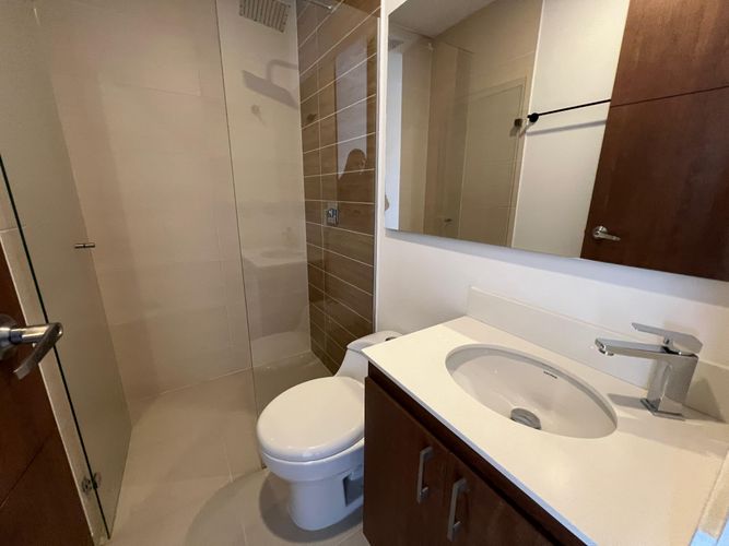 Apartamento de 2 alcobas en arriendo en El Poblado, Medellín, 83 m² · foto 12 de 20