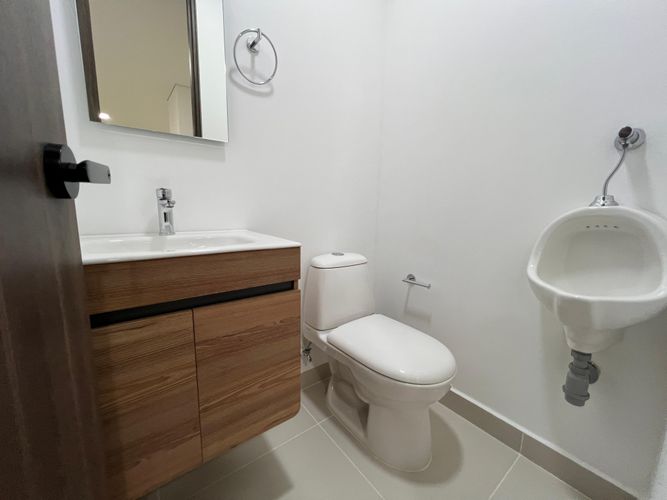 Local en arriendo en Laureles, Medellín, 162 m² · foto 8 de 17
