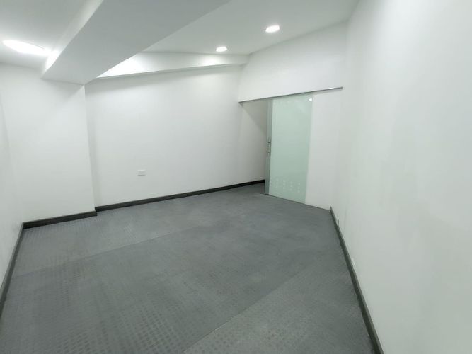 Local en venta en Cerros De Guadalcanal, Envigado, 20 m² · foto 3 de 5