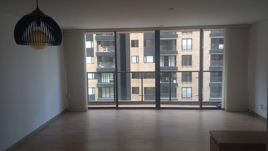 Apartamento de 2 alcobas en arriendo en Ciudad Salitre, Bogotá, 78 m² · foto 4 de 15
