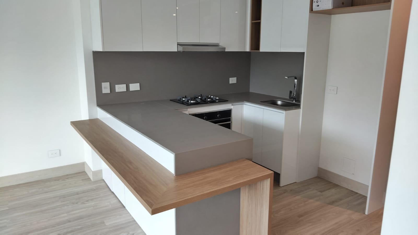 Apartaestudio en venta en El Trebol, Manizales · foto 2 de 24