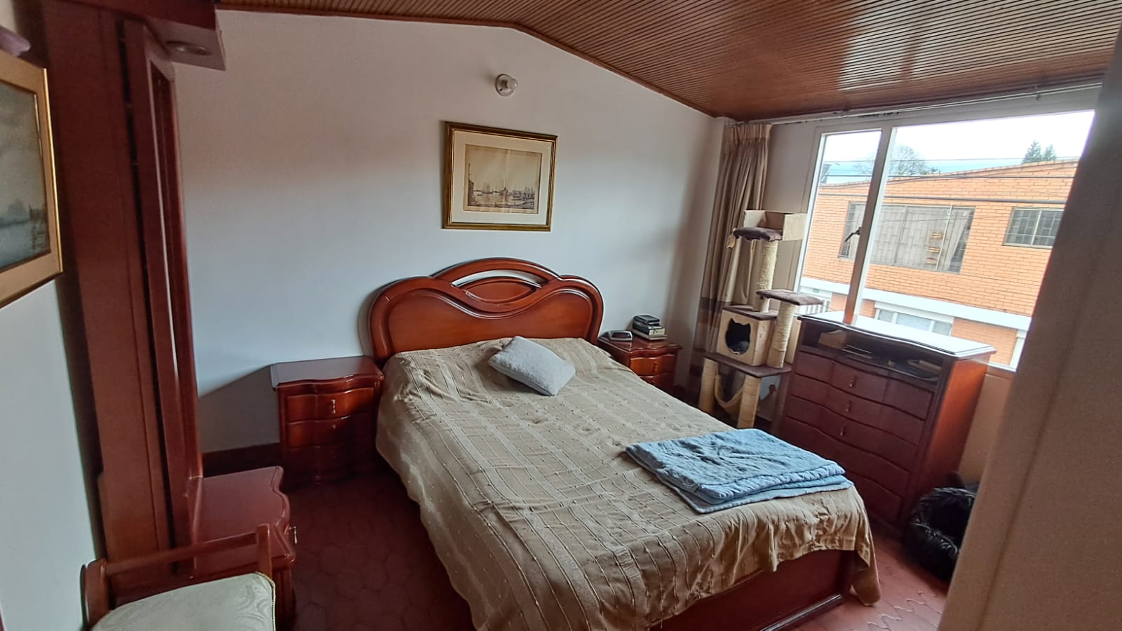 Casa en venta en La Esmeralda, Bogotá · foto 10 de 16