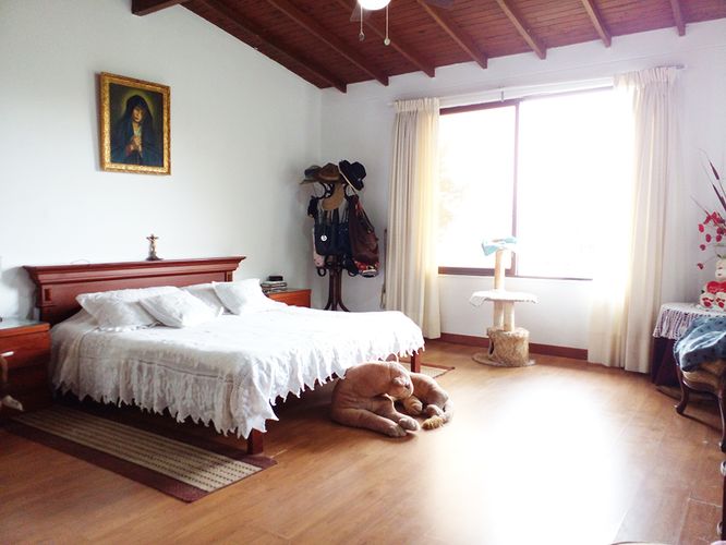 Casa de 5 alcobas en venta en Loma Del Chocho, Envigado, 344 m² · foto 7 de 16