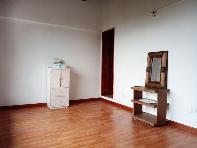 Casa de 5 alcobas en venta en Loma Del Chocho, Envigado, 344 m² · foto 8 de 16