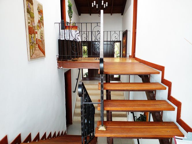 Casa de 5 alcobas en venta en Loma Del Chocho, Envigado, 344 m² · foto 9 de 16