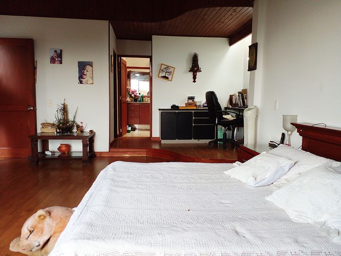 Casa de 5 alcobas en venta en Loma Del Chocho, Envigado, 344 m² · foto 12 de 16