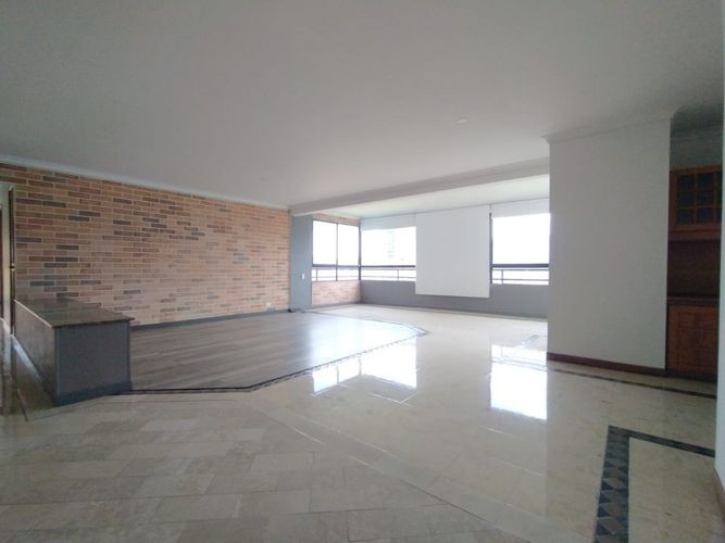 Apartamento de 3 alcobas en venta en Los Balsos, Medellín, 200 m² · foto 18 de 18