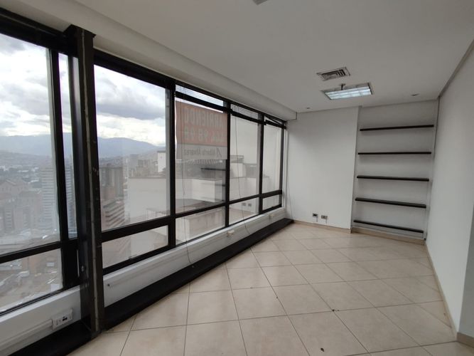Oficina en arriendo en La Ceja, 60 m² · foto 10 de 20