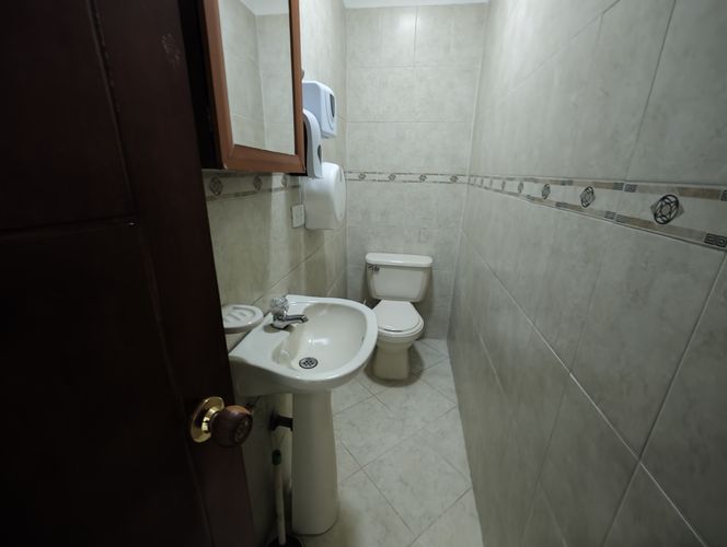 Oficina en arriendo en La Ceja, 140 m² · foto 5 de 17