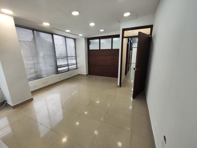 Oficina en arriendo en La Ceja, 140 m² · foto 11 de 17