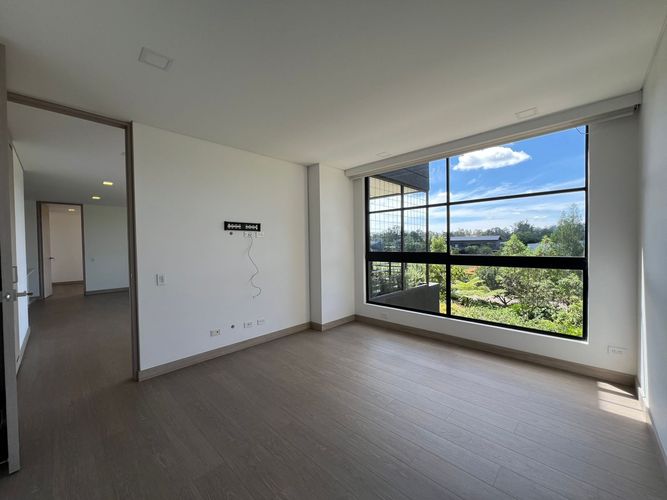 Apartamento de 2 alcobas en arriendo en Llano Grande, Rionegro, 126 m² · foto 4 de 14