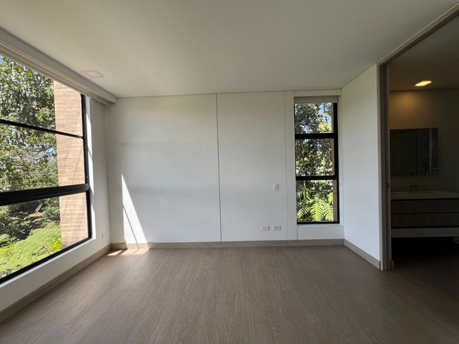 Apartamento de 2 alcobas en arriendo en Llano Grande, Rionegro, 126 m² · foto 9 de 14