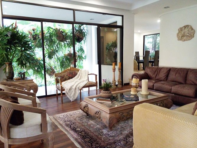 Casa de 3 alcobas en venta en El Poblado, Medellín, 640 m² · foto 2 de 20