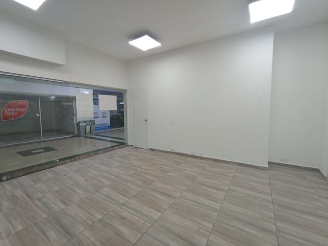 Local en arriendo en La Candelaria, Medellín, 36 m² · foto 4 de 12