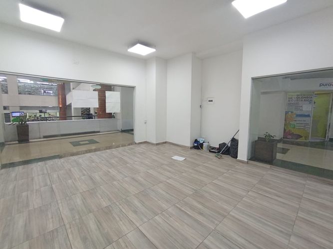 Local en arriendo en La Candelaria, Medellín, 36 m² · foto 7 de 12