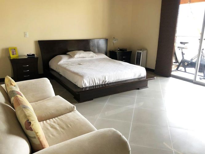 Casa de 4 alcobas en venta en Escobero, Envigado, 350 m² · foto 4 de 20