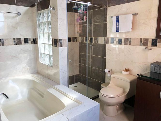 Casa de 4 alcobas en venta en Escobero, Envigado, 350 m² · foto 17 de 20