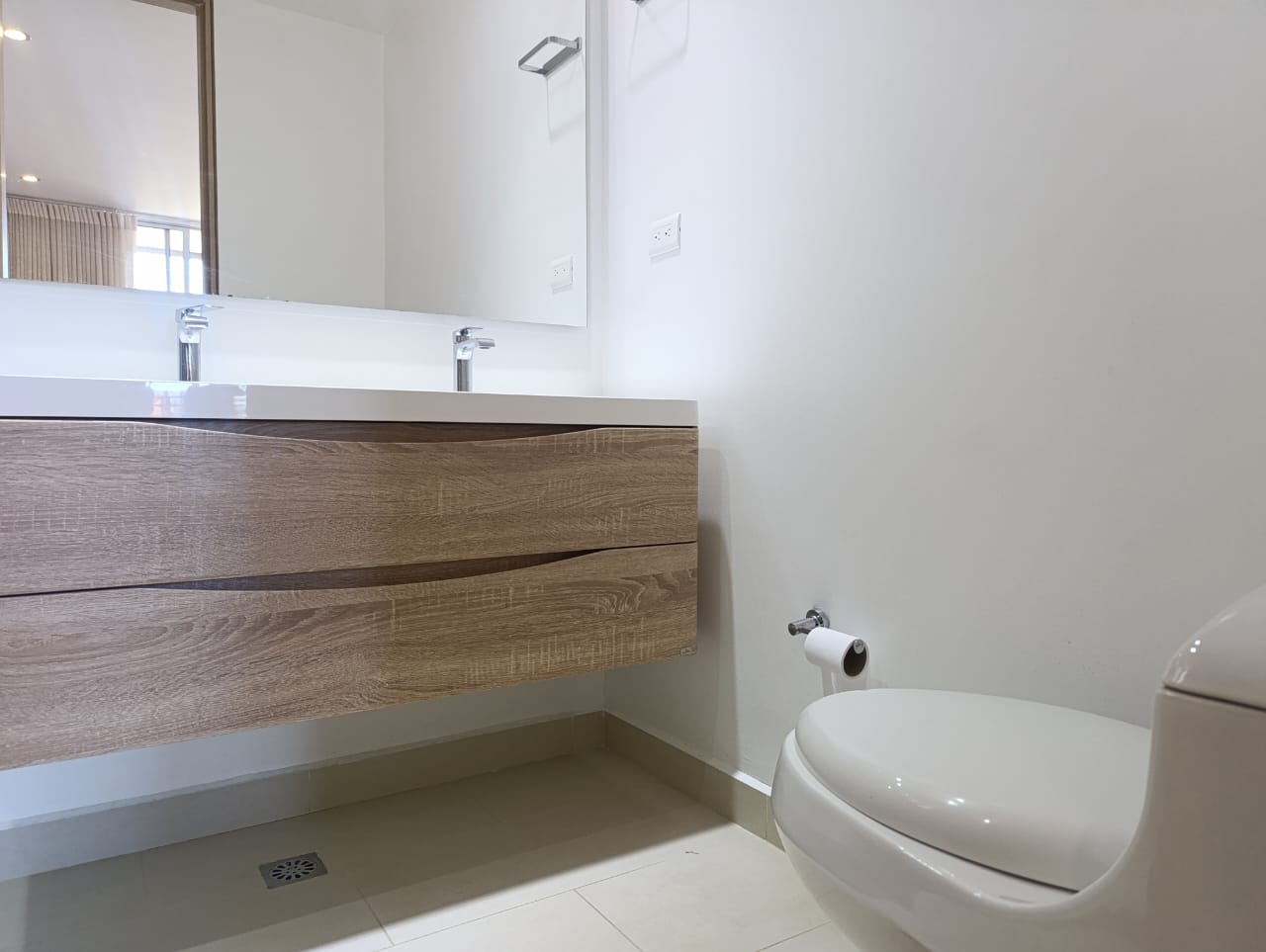 Apartamento en arriendo en El Poblado, Medellín · foto 18 de 18