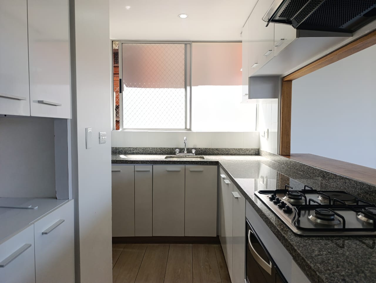 Apartamento en arriendo en El Poblado, Medellín · foto 10 de 18
