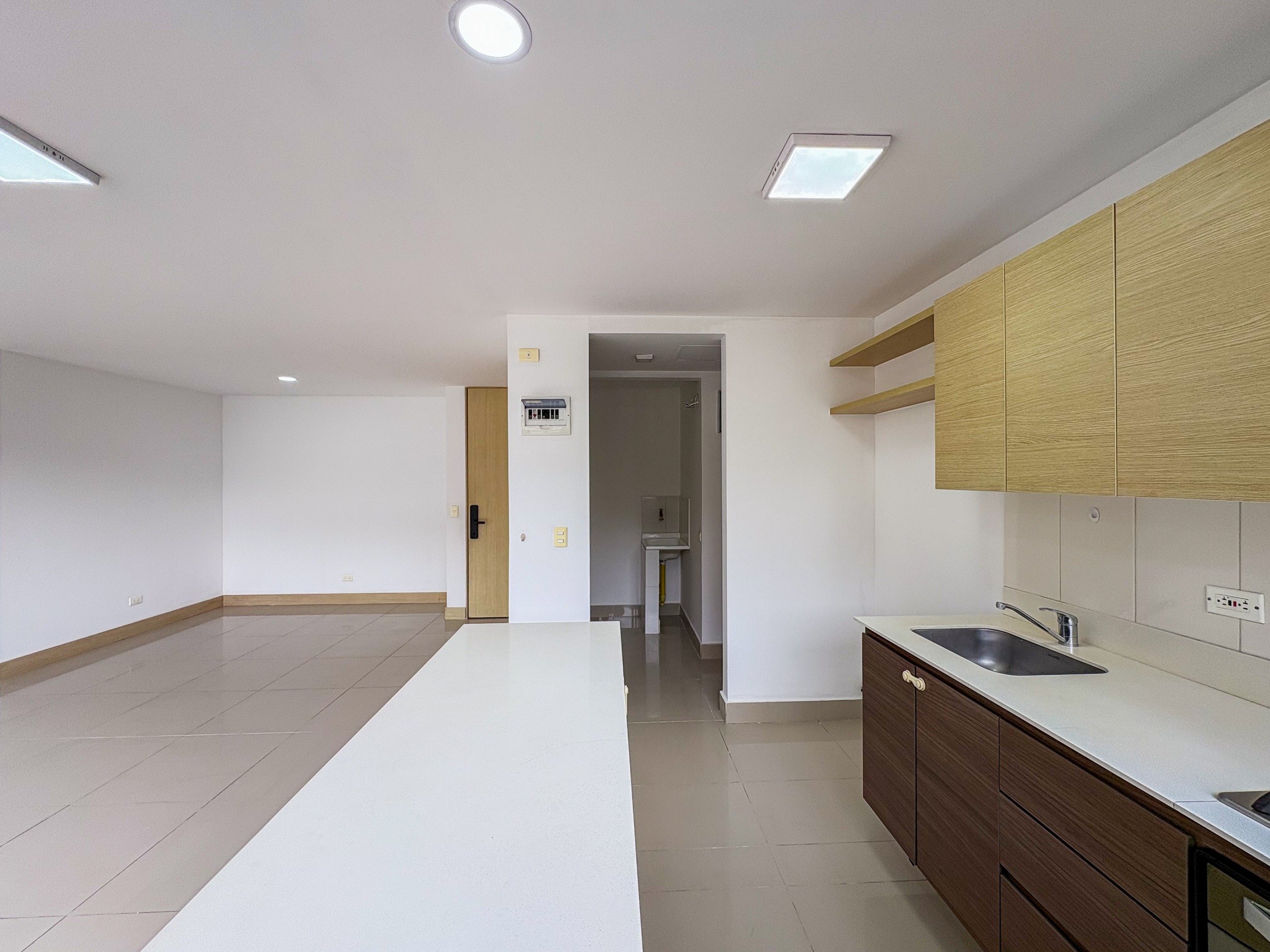 Apartment for sale in Loma del Indio, Medellín 5