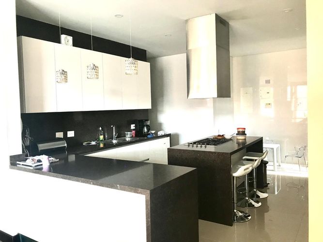 Apartamento de 3 alcobas en venta en Reserva De La Sierra, Bogotá, 235 m² · foto 3 de 14